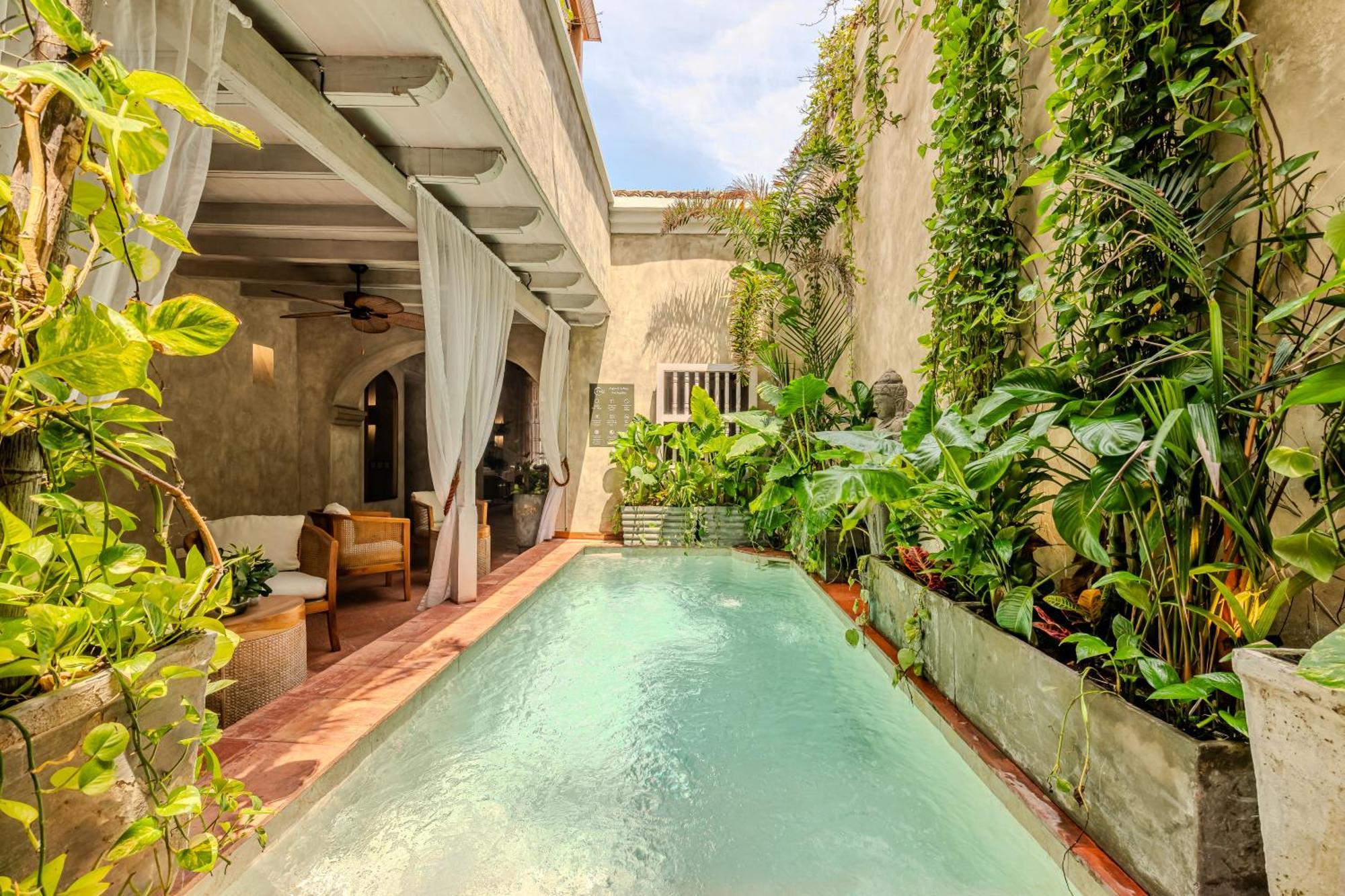 Moet Boutique Adutls Only Hotel 4*