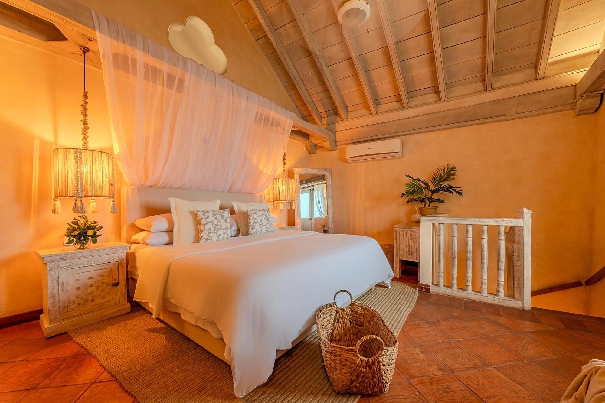 Moet Boutique Adutls Only Hotel