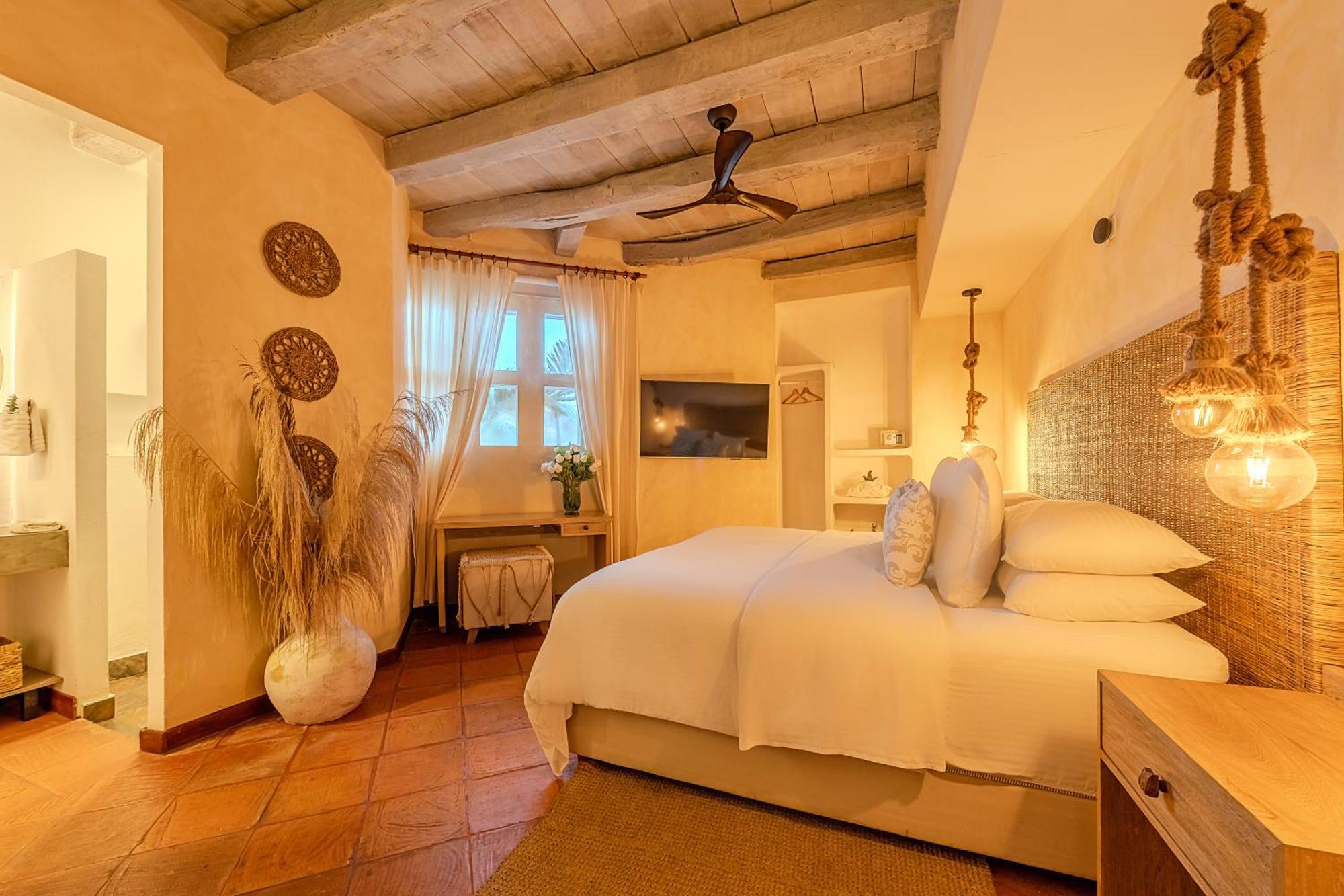 Moet Boutique Adutls Only Hotel 4*